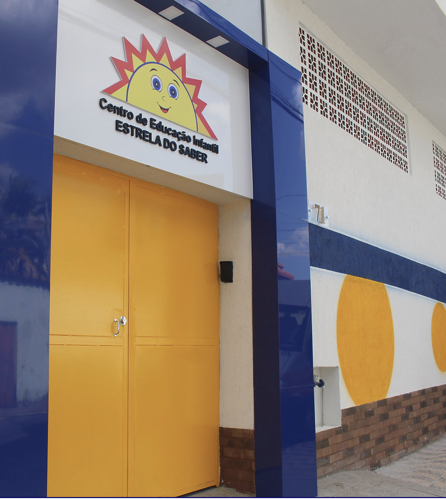 Fachada da Escola Estrela do Saber